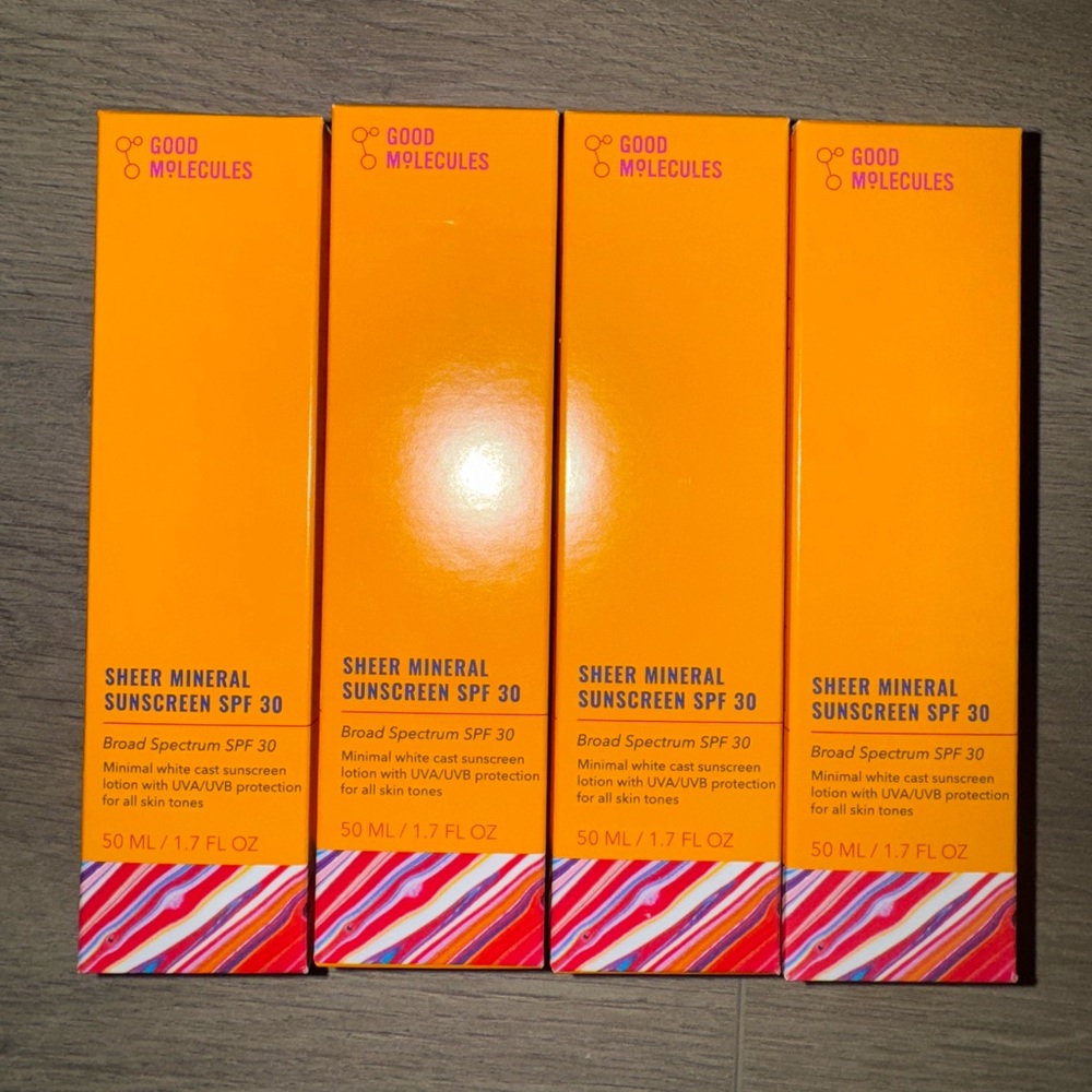 Good Molecules Sheer Mineral Sunscreen SPF 30 - Orange